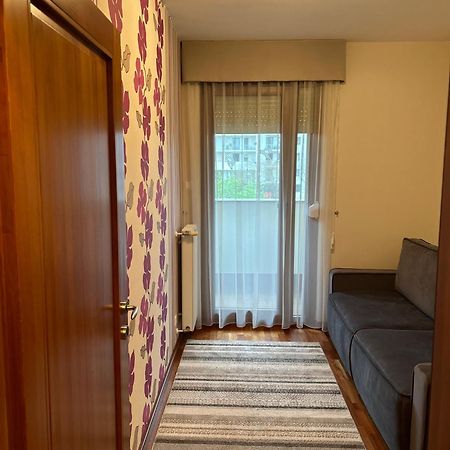 Danube Terrace Elegant With 2 Bedroom With Free Air Conditioner And Private Parking Βουδαπέστη Εξωτερικό φωτογραφία